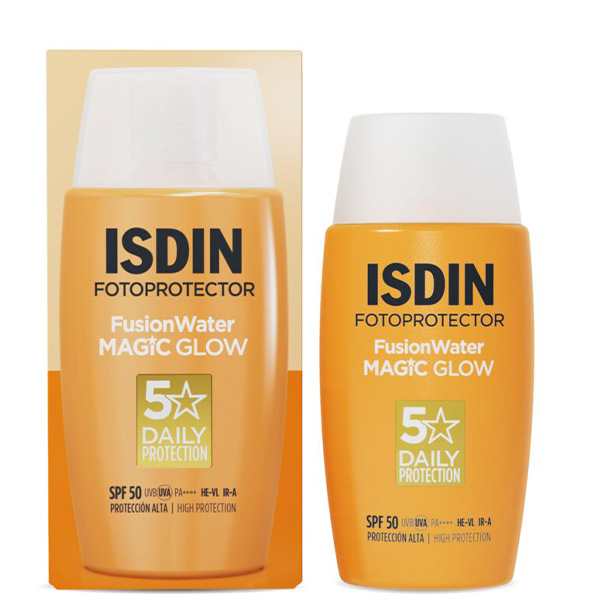 کرم ضد آفتاب بدون رنگ ایزدین SPF30 مدل Fusion Water Magic Glow مناسب انواع پوست حجم 50 میلی‌لیتر